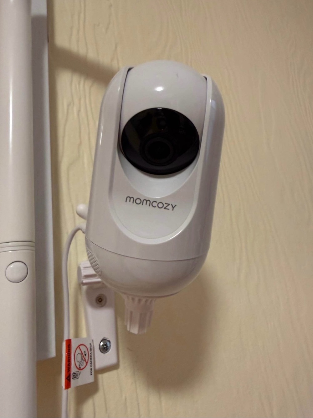 Momcozy baby monitor